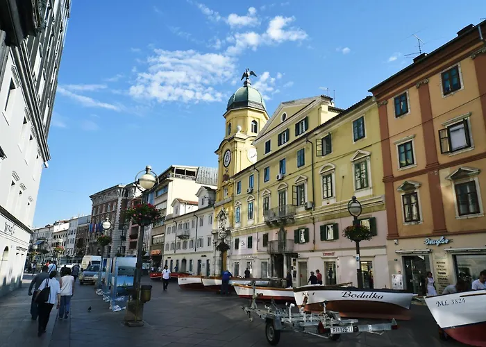 Rising Sun 公寓 里耶卡